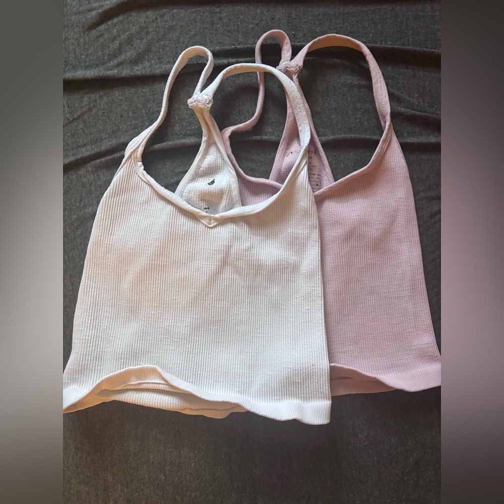 Free people BUNDLE 2 heart neck line tanks XS small - Picture 2 of 2